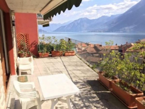 VILLA VENERE LAKE VIEW